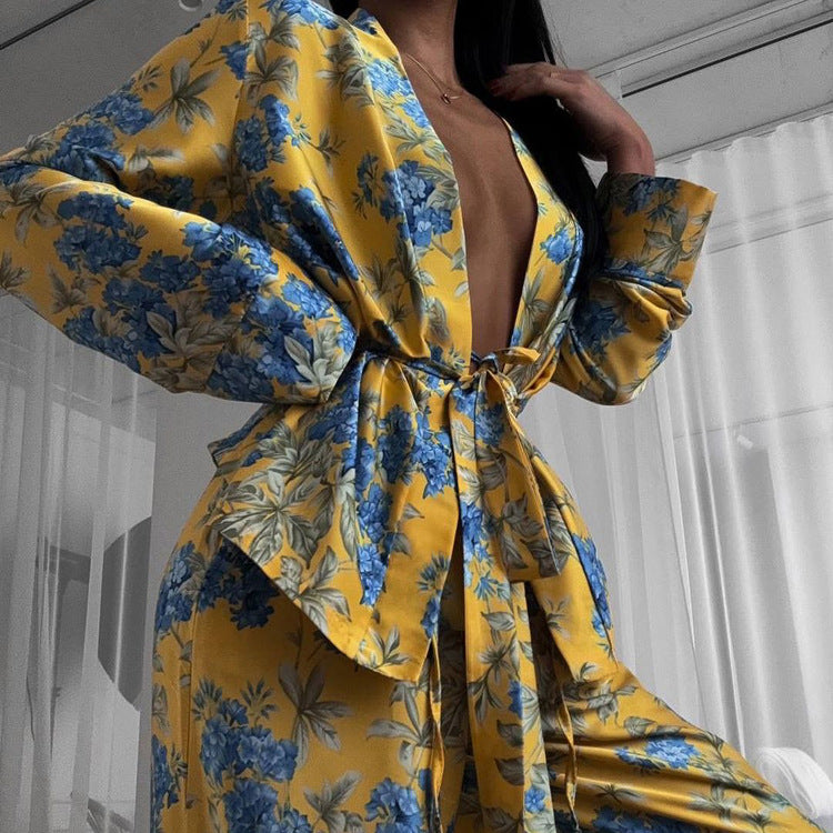 İlay Bircan Premium | Floral Elegance İpek Takım